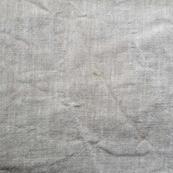 RESTORATION HARDWARE Linen Placemats Set of Four - Picture 5 of 6